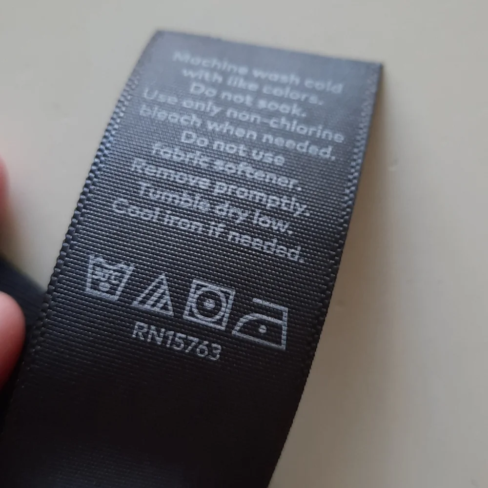 Champion medium 8 10 black white sports bra